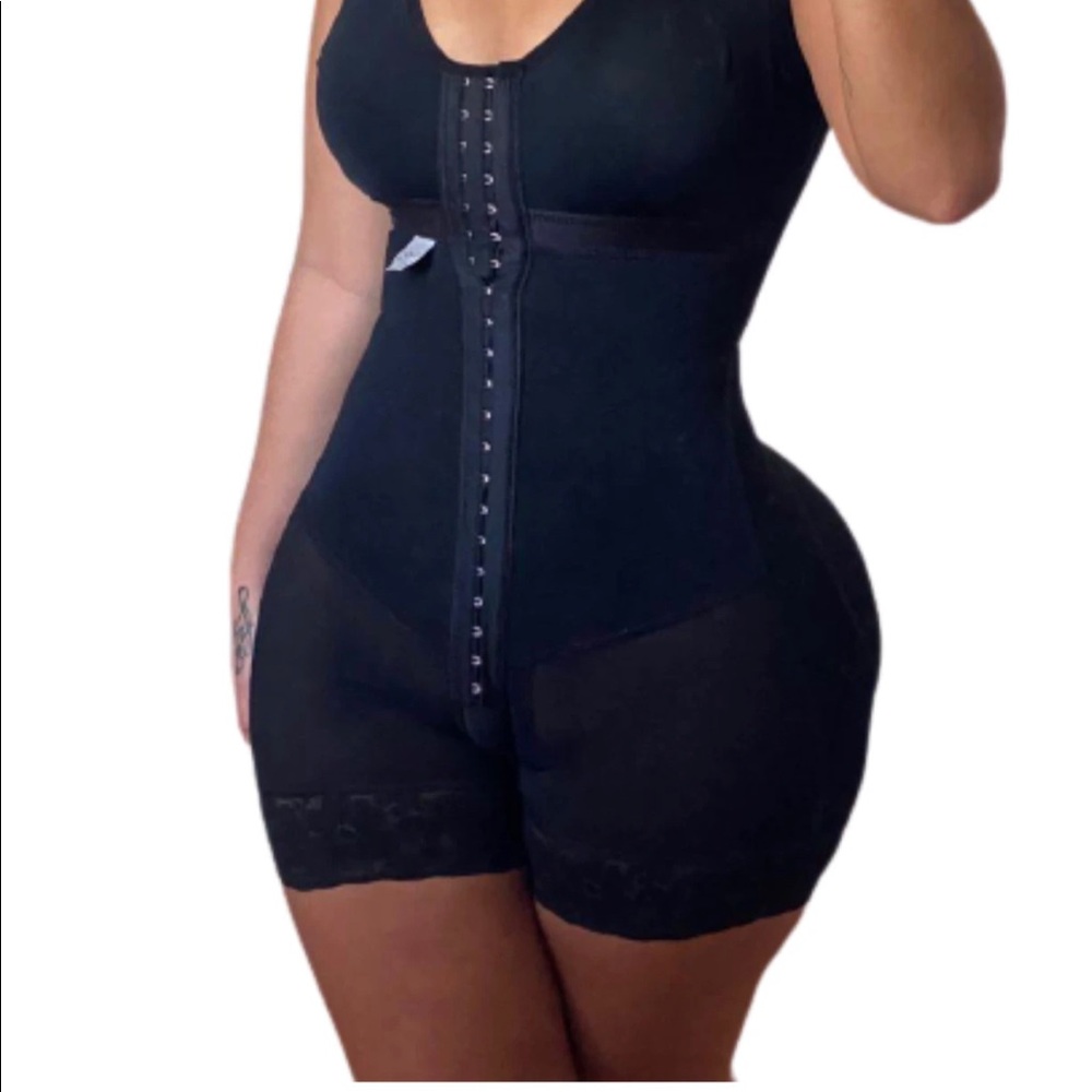 Shaped-Curvy brand new faja